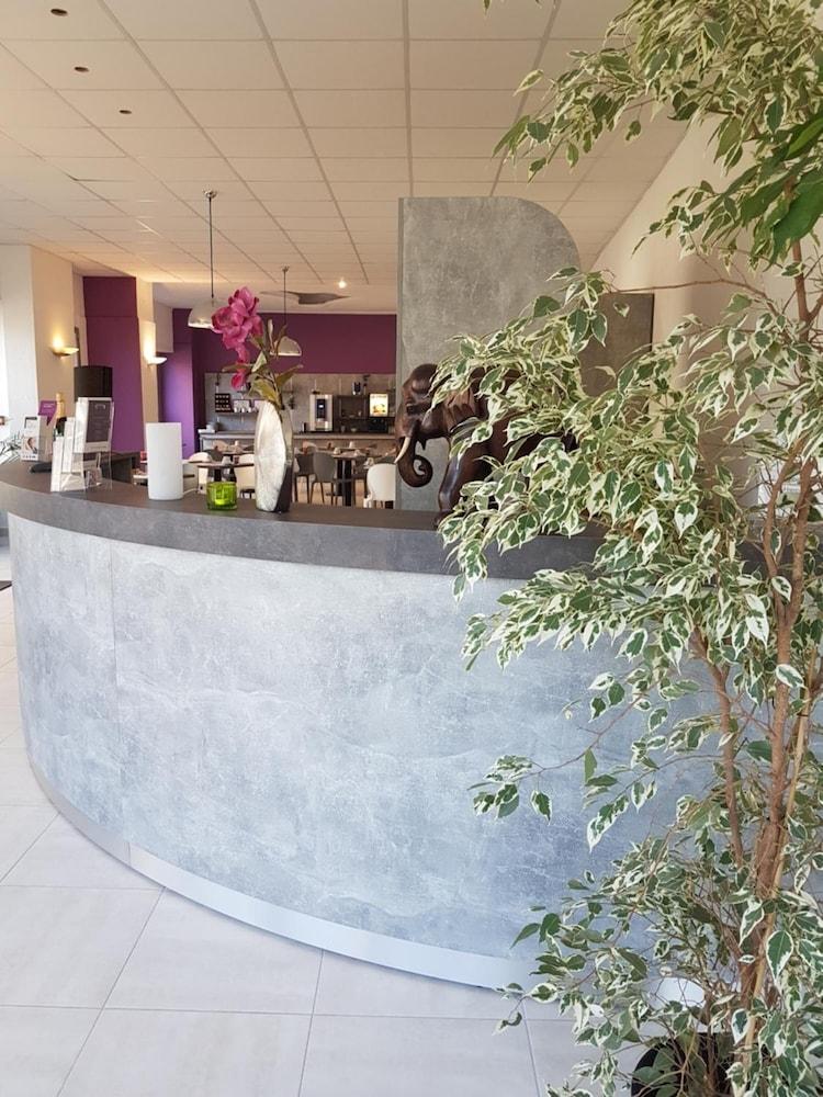 Brit Hotel Confort Nevers Centre Gare Exterior photo