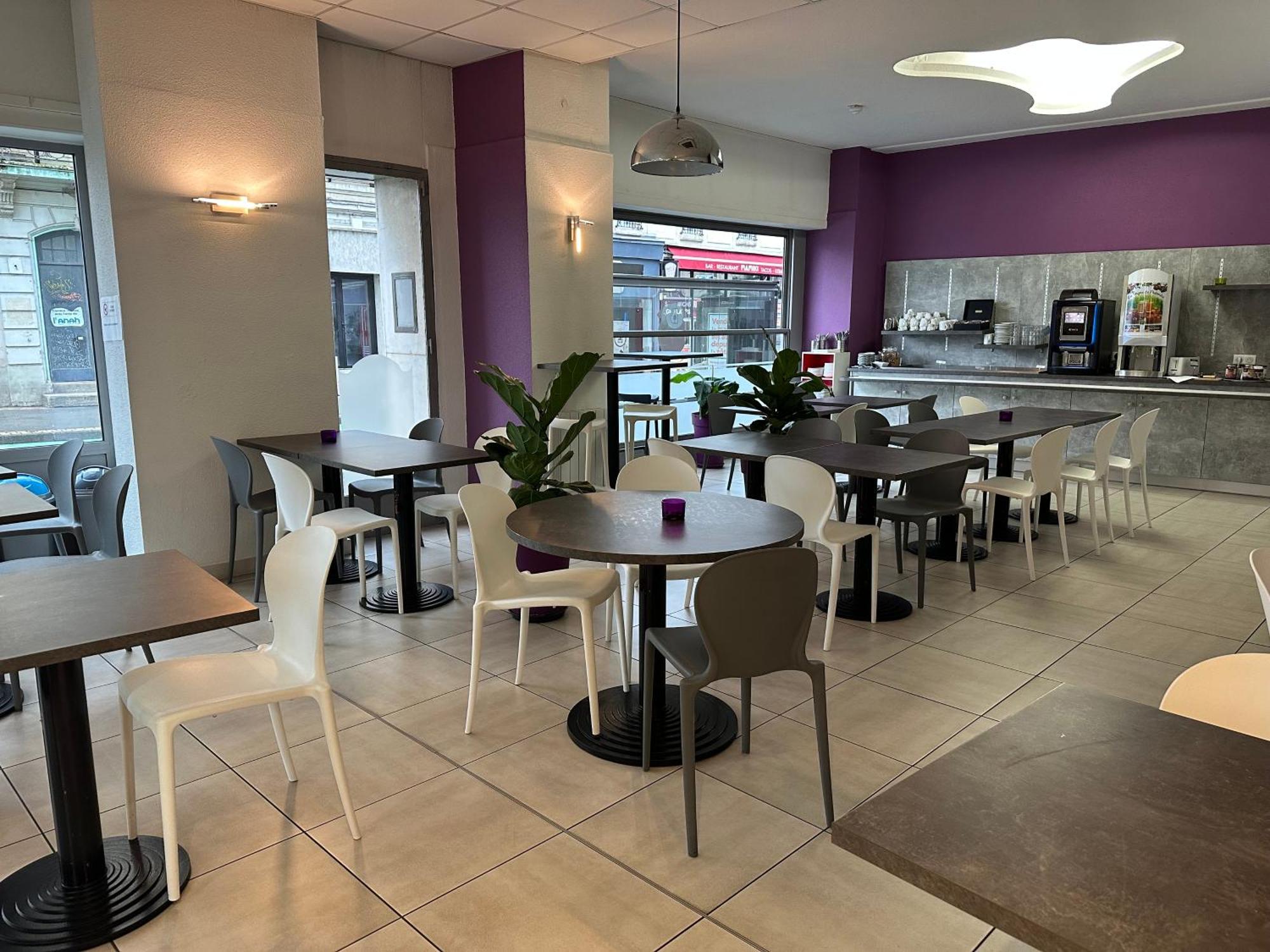 Brit Hotel Confort Nevers Centre Gare Exterior photo