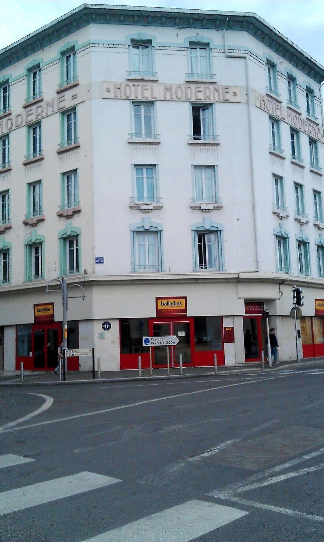 Brit Hotel Confort Nevers Centre Gare Exterior photo